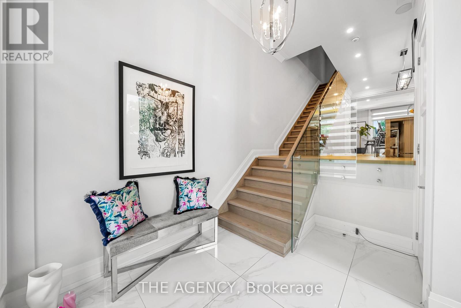 3062 Bayview Avenue, Toronto, Ontario  M2M 3R7 - Photo 3 - C12410665