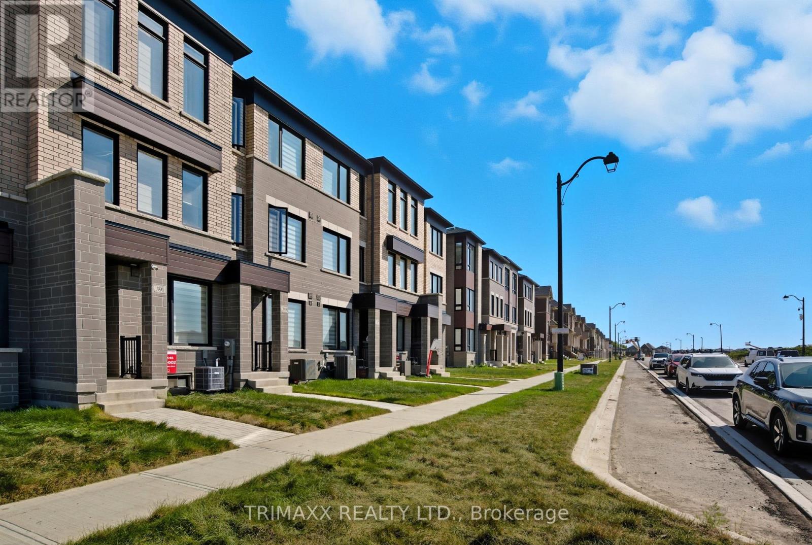 389 Inspire Boulevard, Brampton, Ontario  L6R 4E4 - Photo 32 - W12389819
