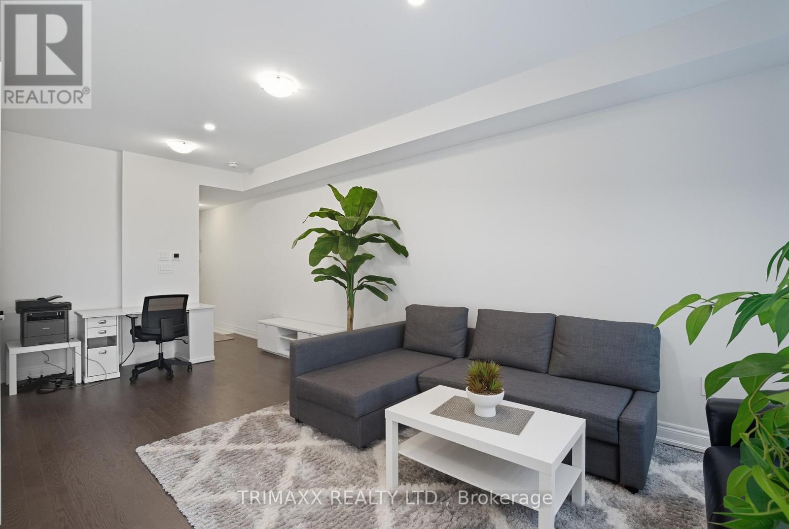 389 Inspire Boulevard, Brampton, Ontario  L6R 4E4 - Photo 7 - W12389819