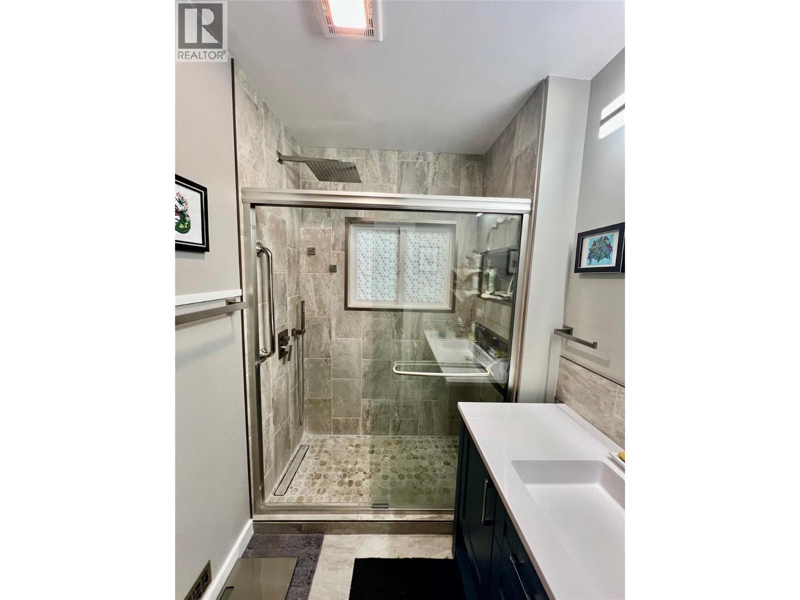 930 Milligan Avenue, Trail, British Columbia  V1R 3H7 - Photo 13 - 10363202