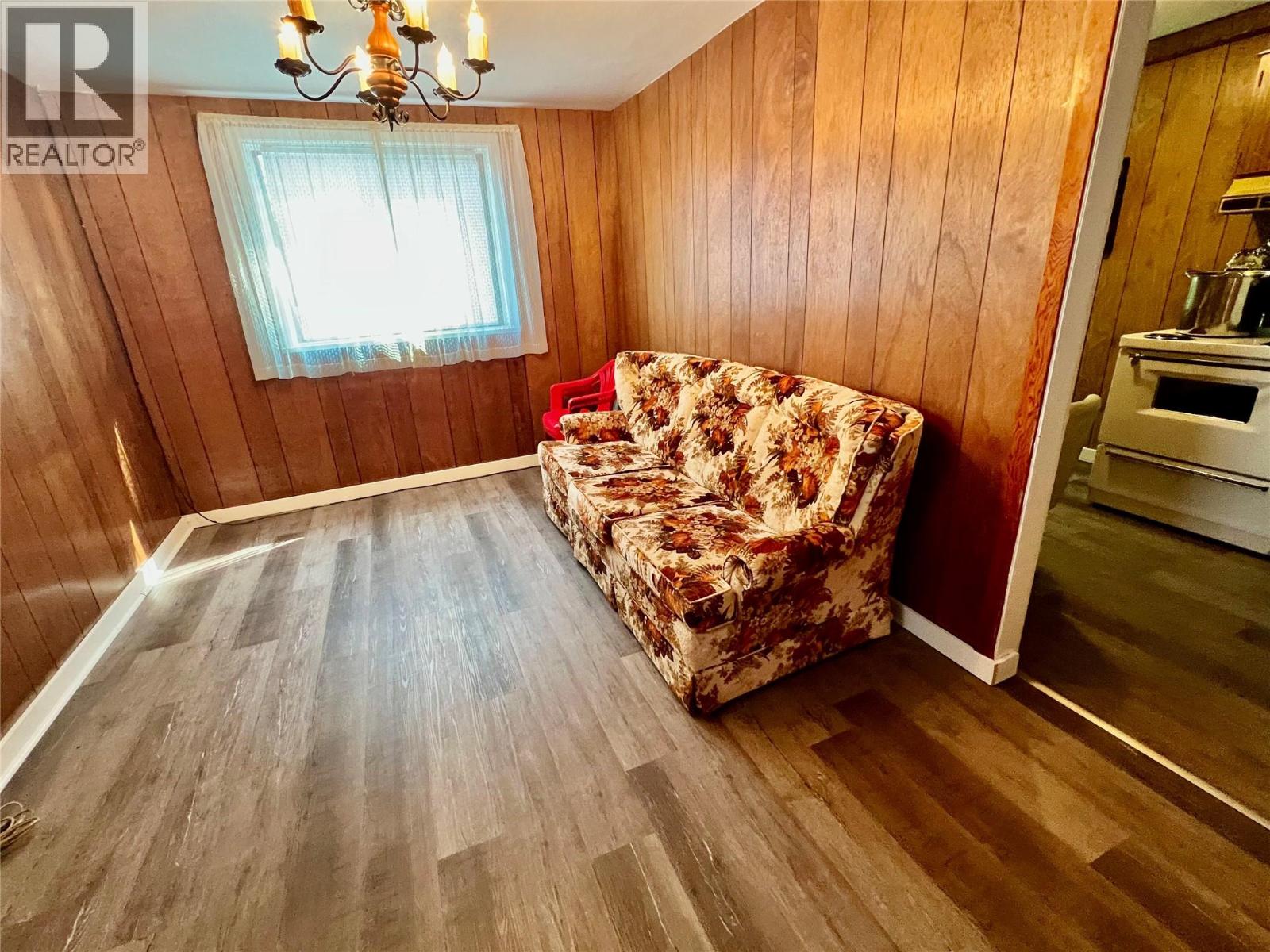 930 Milligan Avenue, Trail, British Columbia  V1R 3H7 - Photo 18 - 10363202