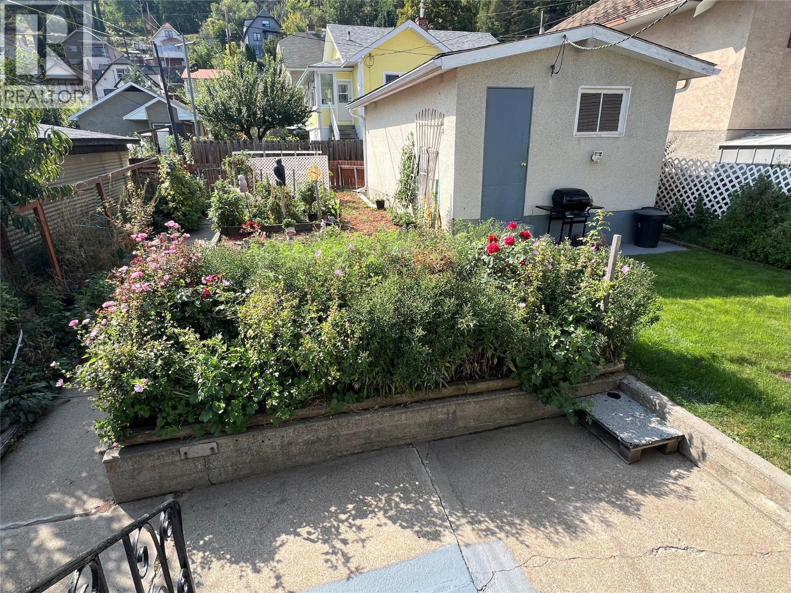 930 Milligan Avenue, Trail, British Columbia  V1R 3H7 - Photo 25 - 10363202