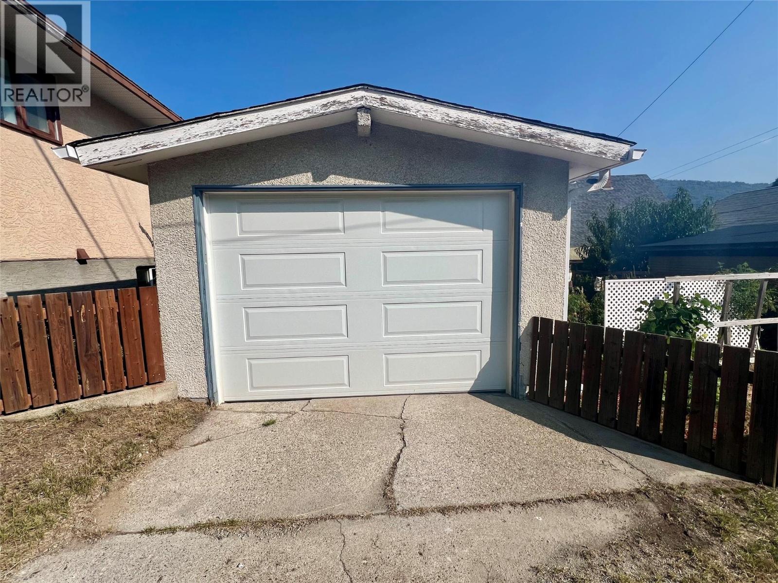 930 Milligan Avenue, Trail, British Columbia  V1R 3H7 - Photo 26 - 10363202