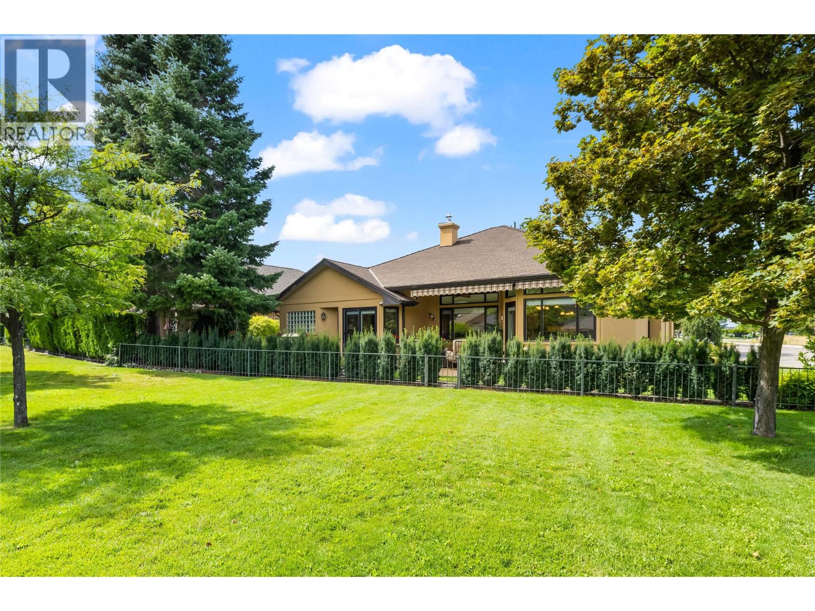3992 Gallaghers Parkway, Kelowna, British Columbia  V1W 3Z8 - Photo 50 - 10363087