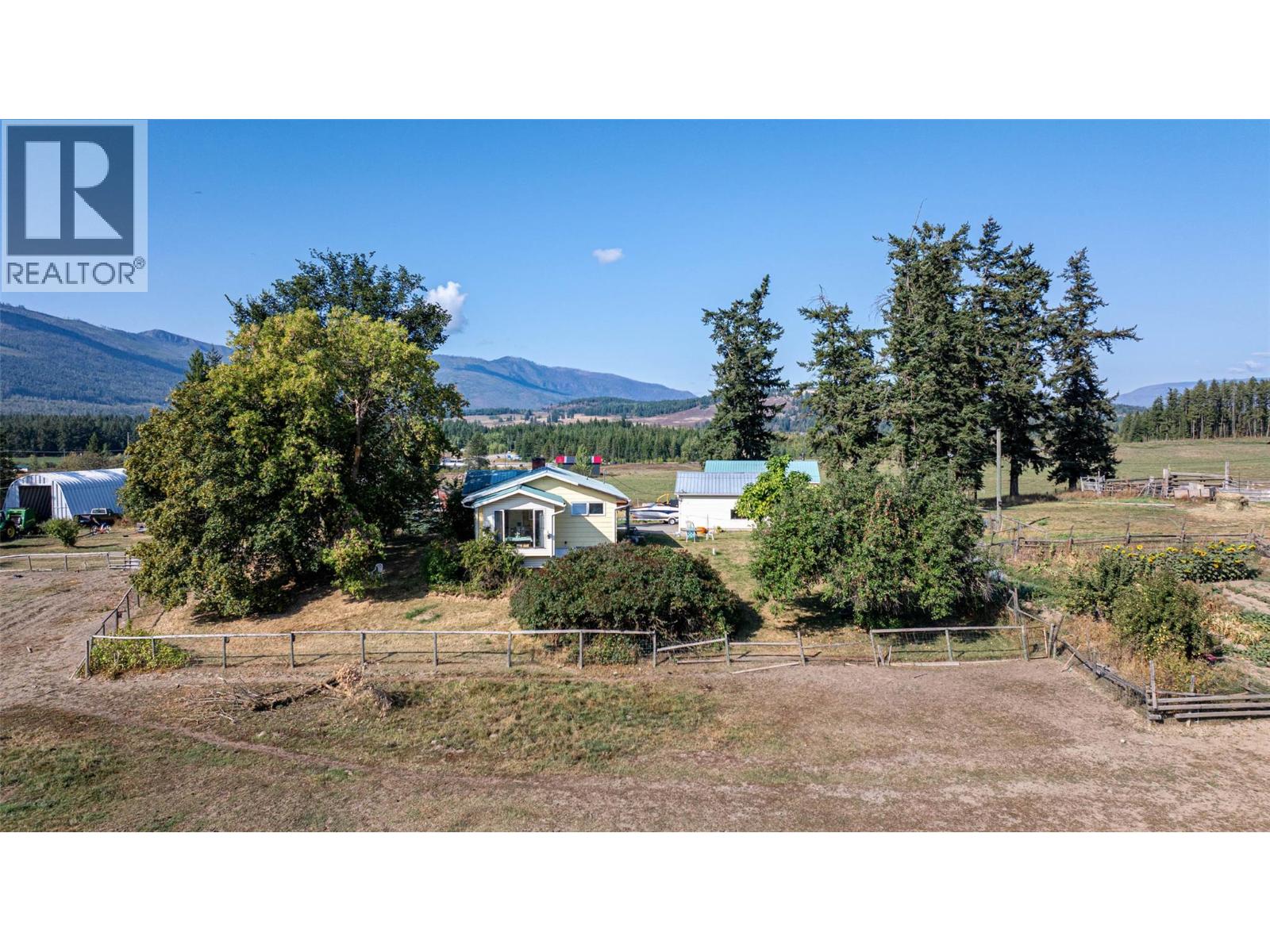 4210 White Lake Road, Tappen, British Columbia