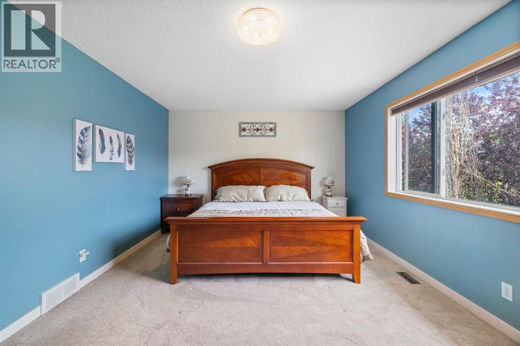 168 Fairways Drive Nw, Airdrie, Alberta  T4B 2R8 - Photo 23 - A2240995