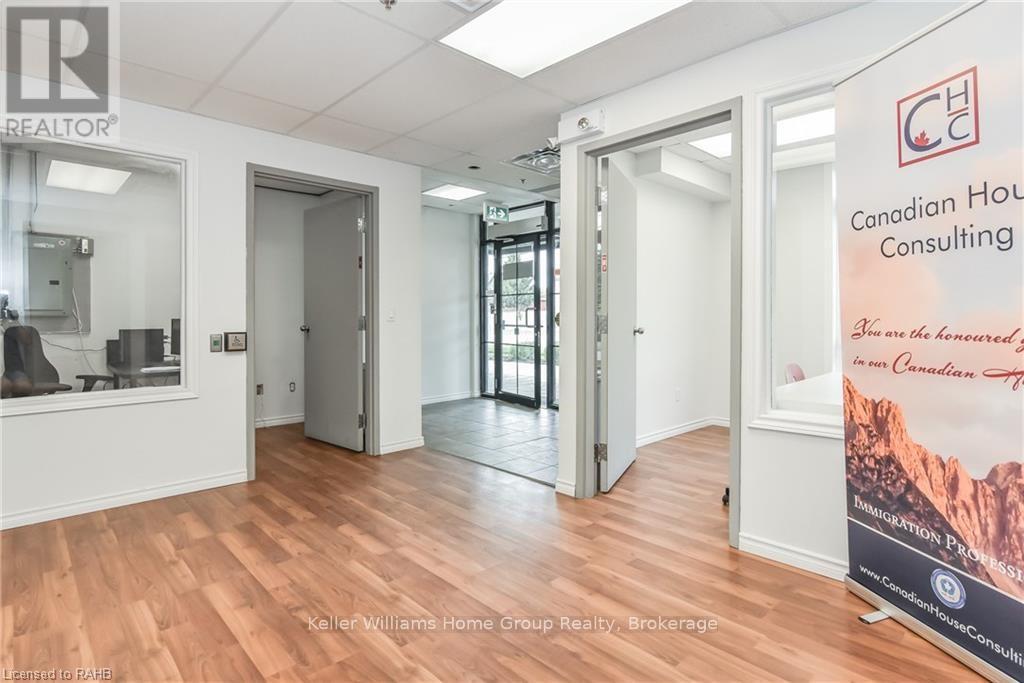 108 - 1083 Gordon Street, Guelph, Ontario  N1G 0E8 - Photo 2 - X12410681