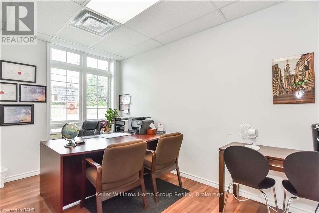 108 - 1083 Gordon Street, Guelph, Ontario  N1G 0E8 - Photo 5 - X12410681