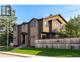 1907 37 Avenue SW Altadore