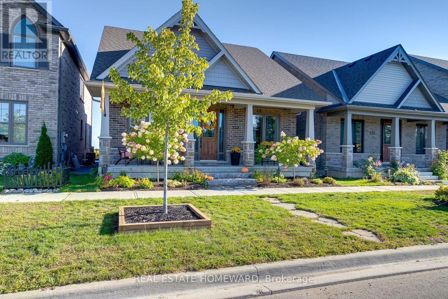 233 Strachan Street, Port Hope, Ontario  L1A 0E7 - Photo 4 - X12410641
