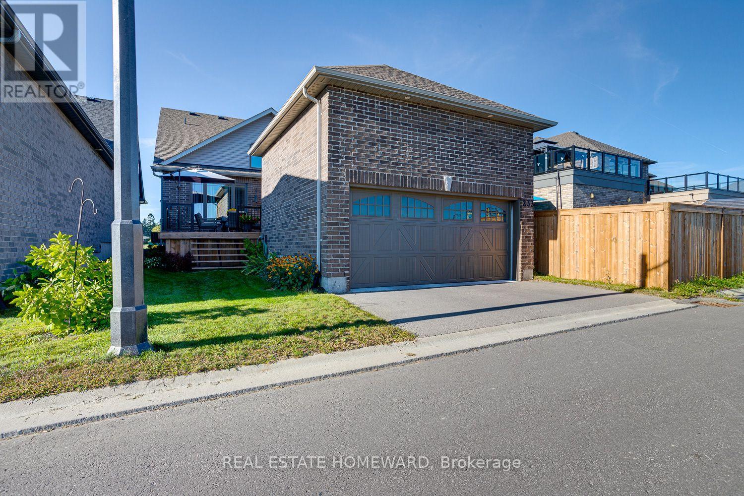 233 Strachan Street, Port Hope, Ontario  L1A 0E7 - Photo 6 - X12410641