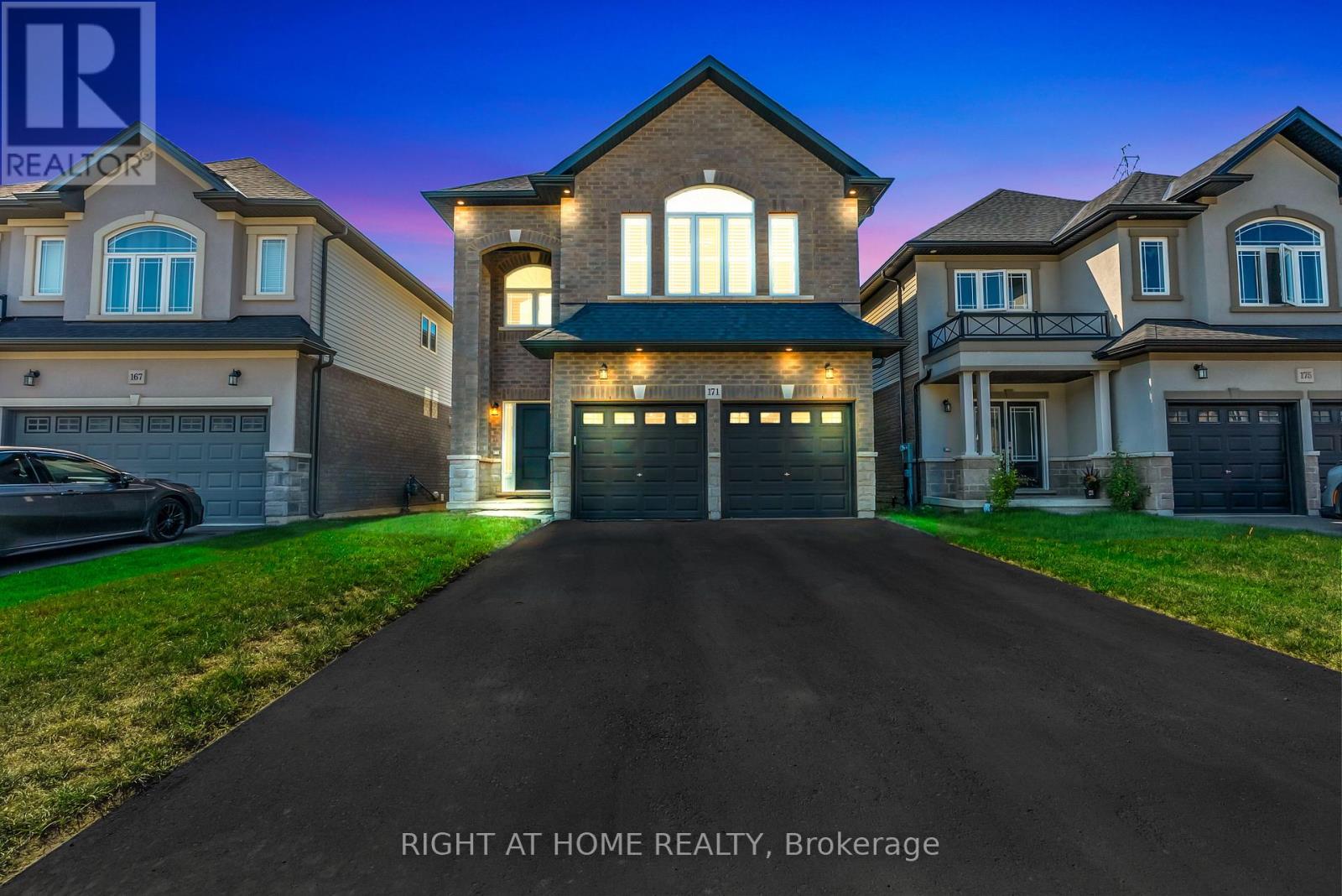171 ROCKLEDGE DRIVE, Hamilton, Ontario