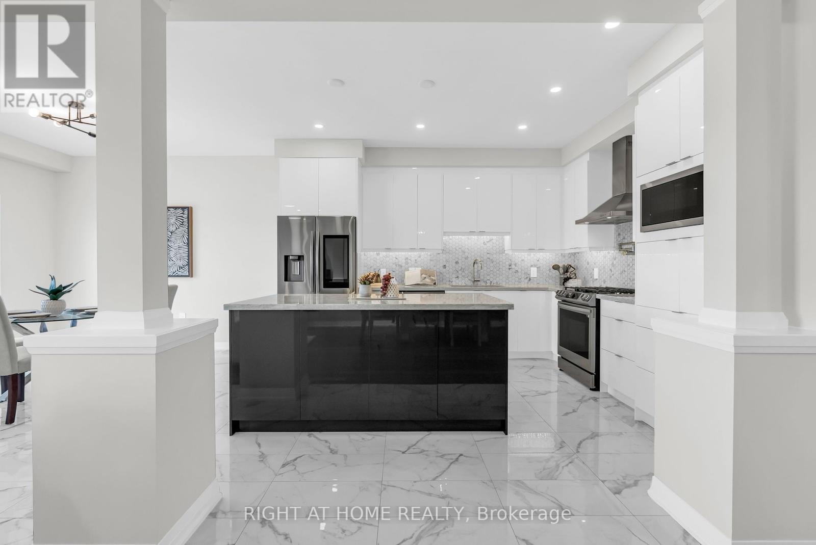 171 Rockledge Drive, Hamilton, Ontario  L0R 1P0 - Photo 11 - X12410644