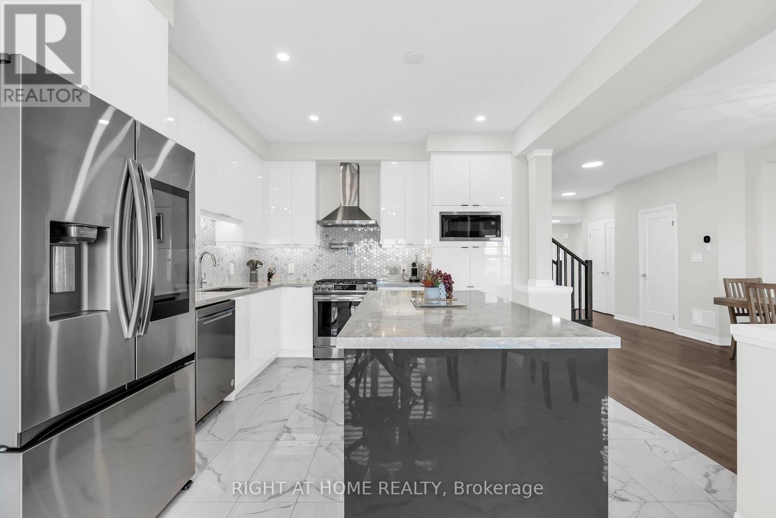 171 Rockledge Drive, Hamilton, Ontario  L0R 1P0 - Photo 13 - X12410644