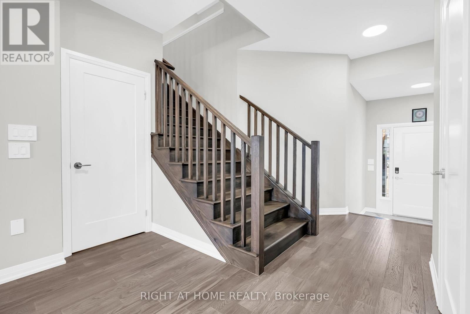 171 Rockledge Drive, Hamilton, Ontario  L0R 1P0 - Photo 16 - X12410644