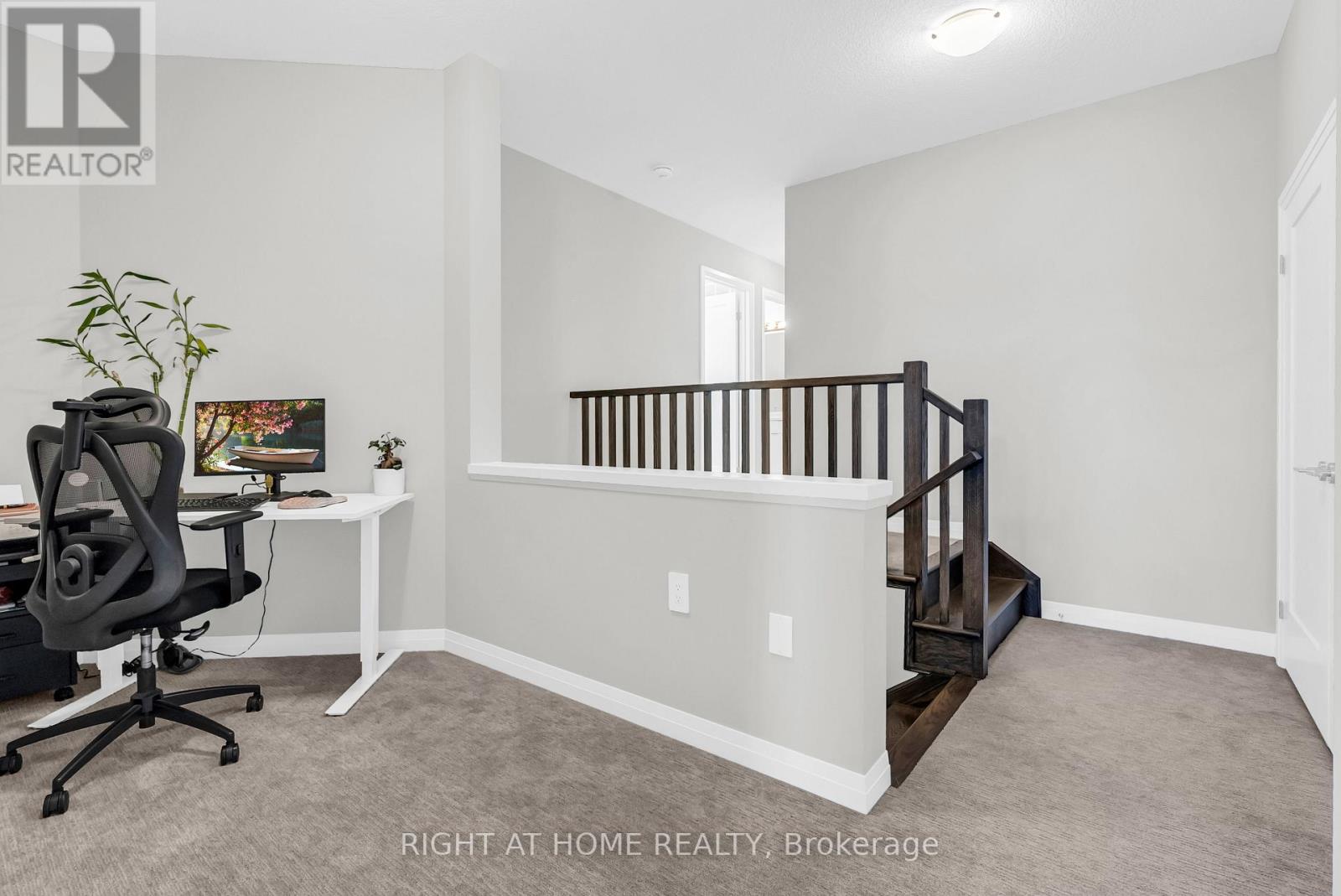 171 Rockledge Drive, Hamilton, Ontario  L0R 1P0 - Photo 17 - X12410644