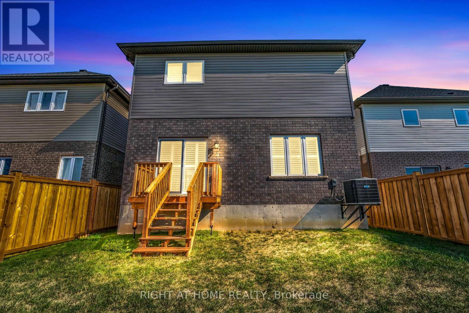 171 Rockledge Drive, Hamilton, Ontario  L0R 1P0 - Photo 33 - X12410644