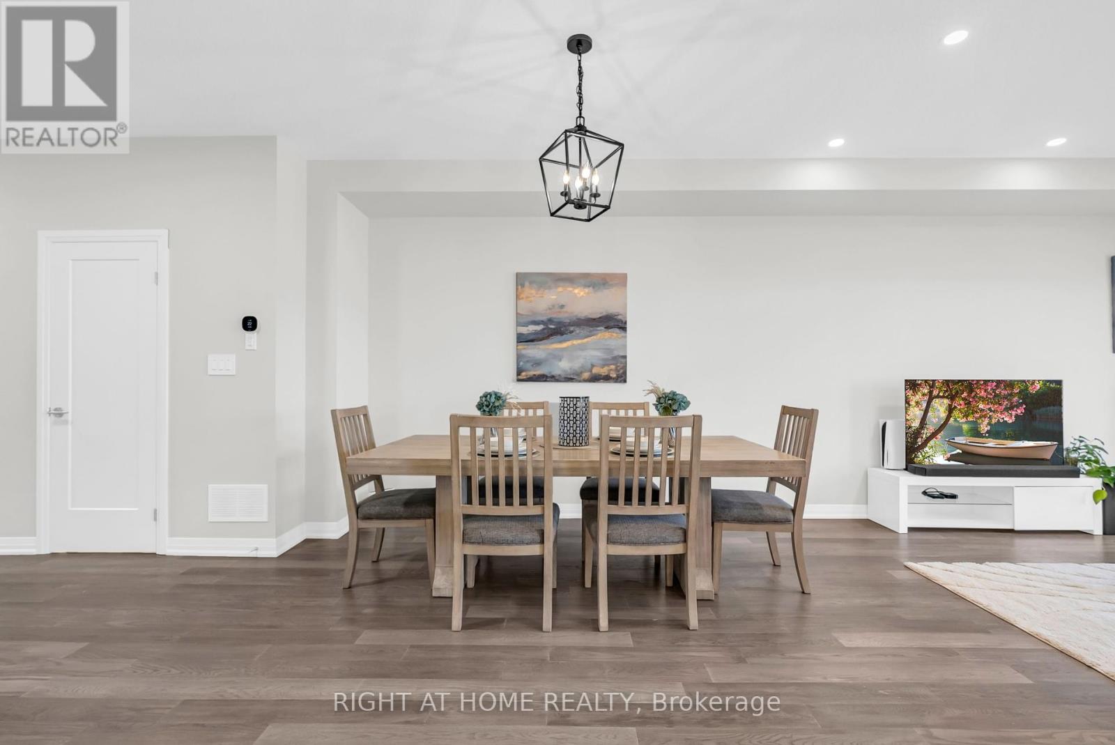 171 Rockledge Drive, Hamilton, Ontario  L0R 1P0 - Photo 8 - X12410644