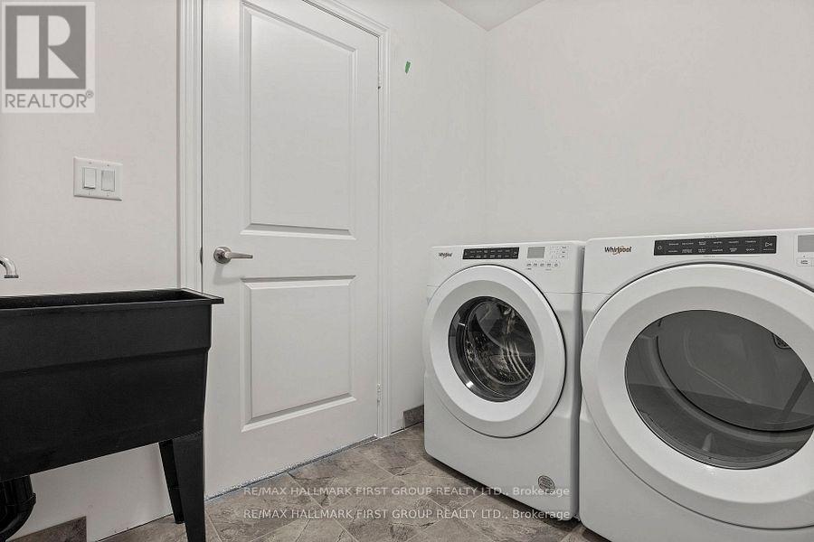 312 Russell Street, Southgate, Ontario  N0C 1B0 - Photo 10 - X12410650