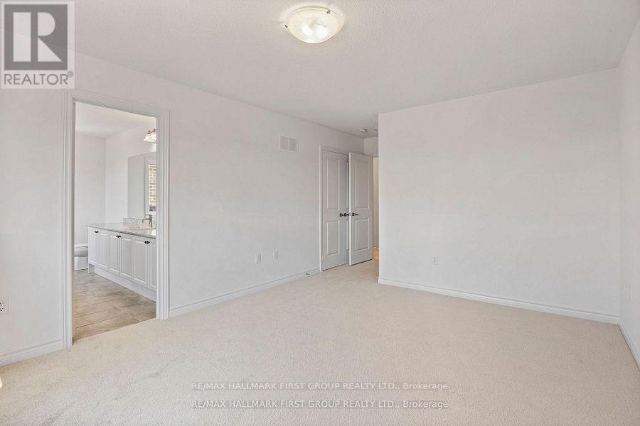 312 Russell Street, Southgate, Ontario  N0C 1B0 - Photo 12 - X12410650