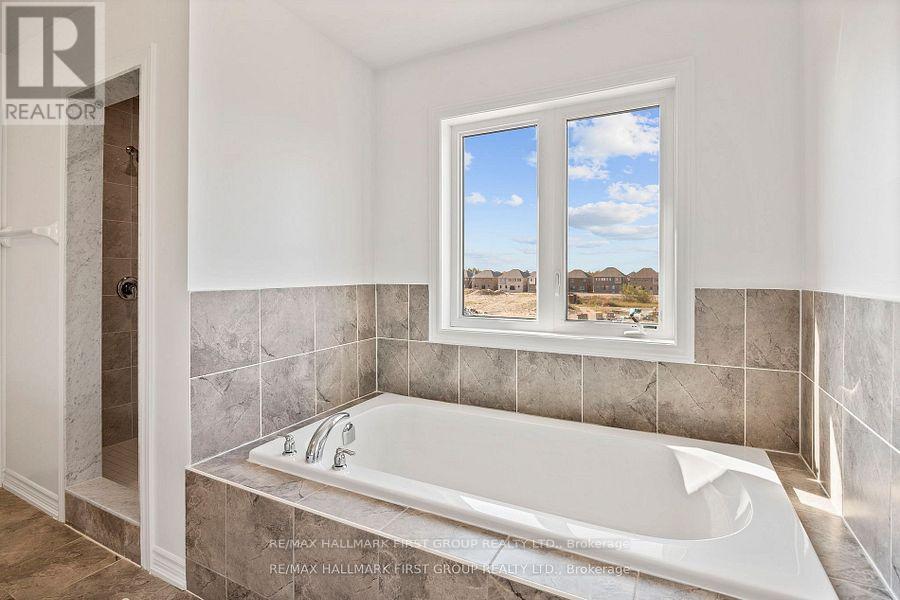 312 Russell Street, Southgate, Ontario  N0C 1B0 - Photo 14 - X12410650