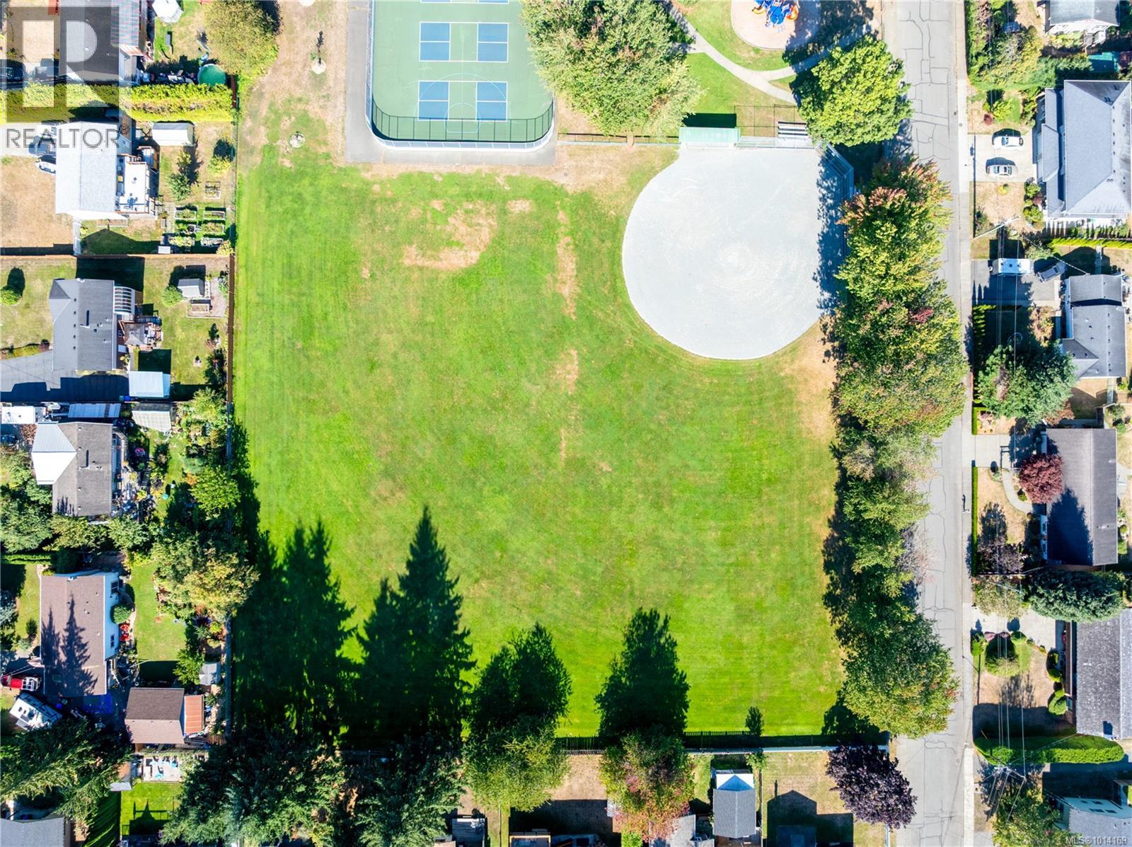 1250 22nd St, Courtenay, British Columbia  V9N 7L6 - Photo 50 - 1014169