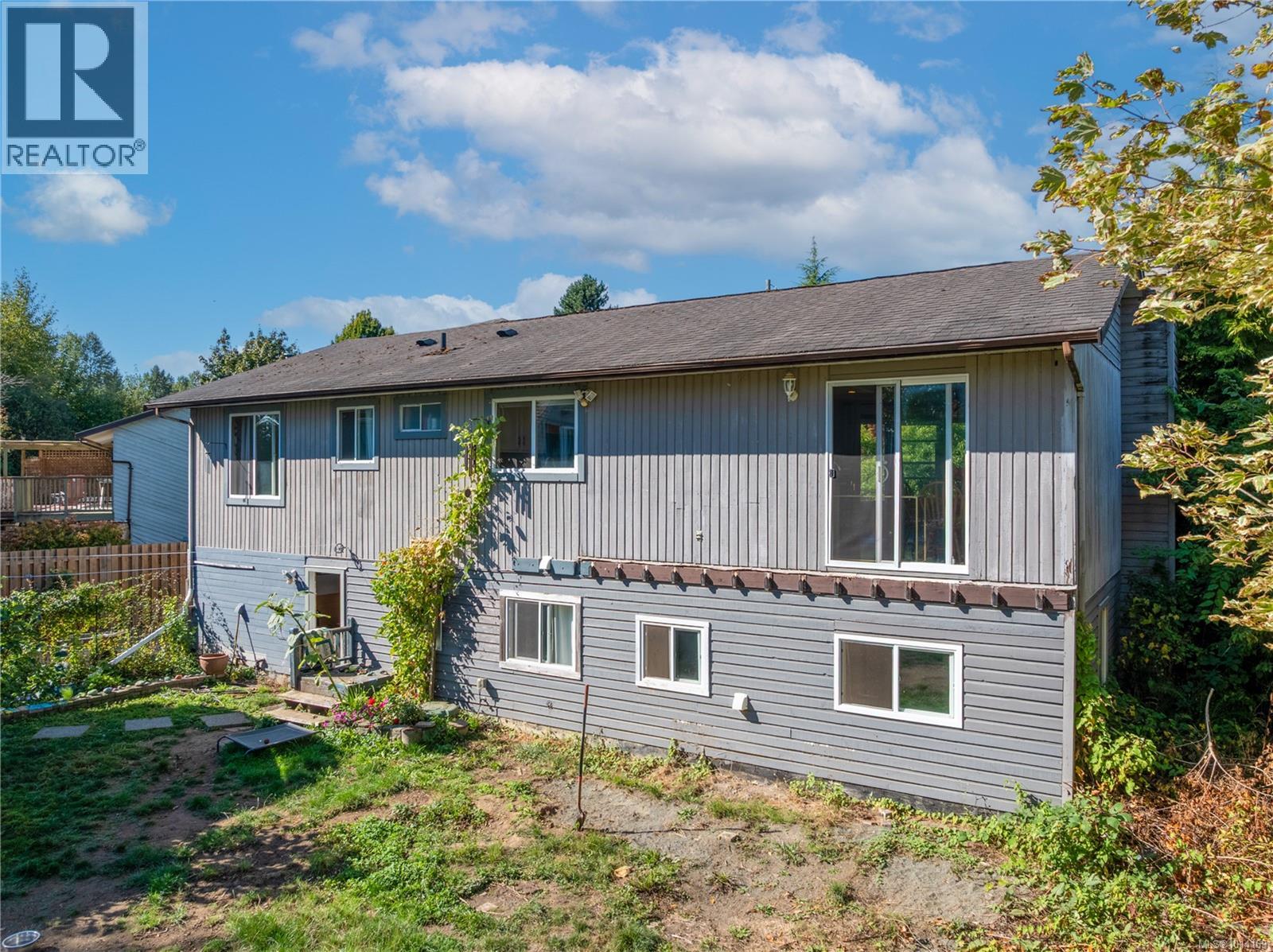 1250 22nd St, Courtenay, British Columbia  V9N 7L6 - Photo 9 - 1014169