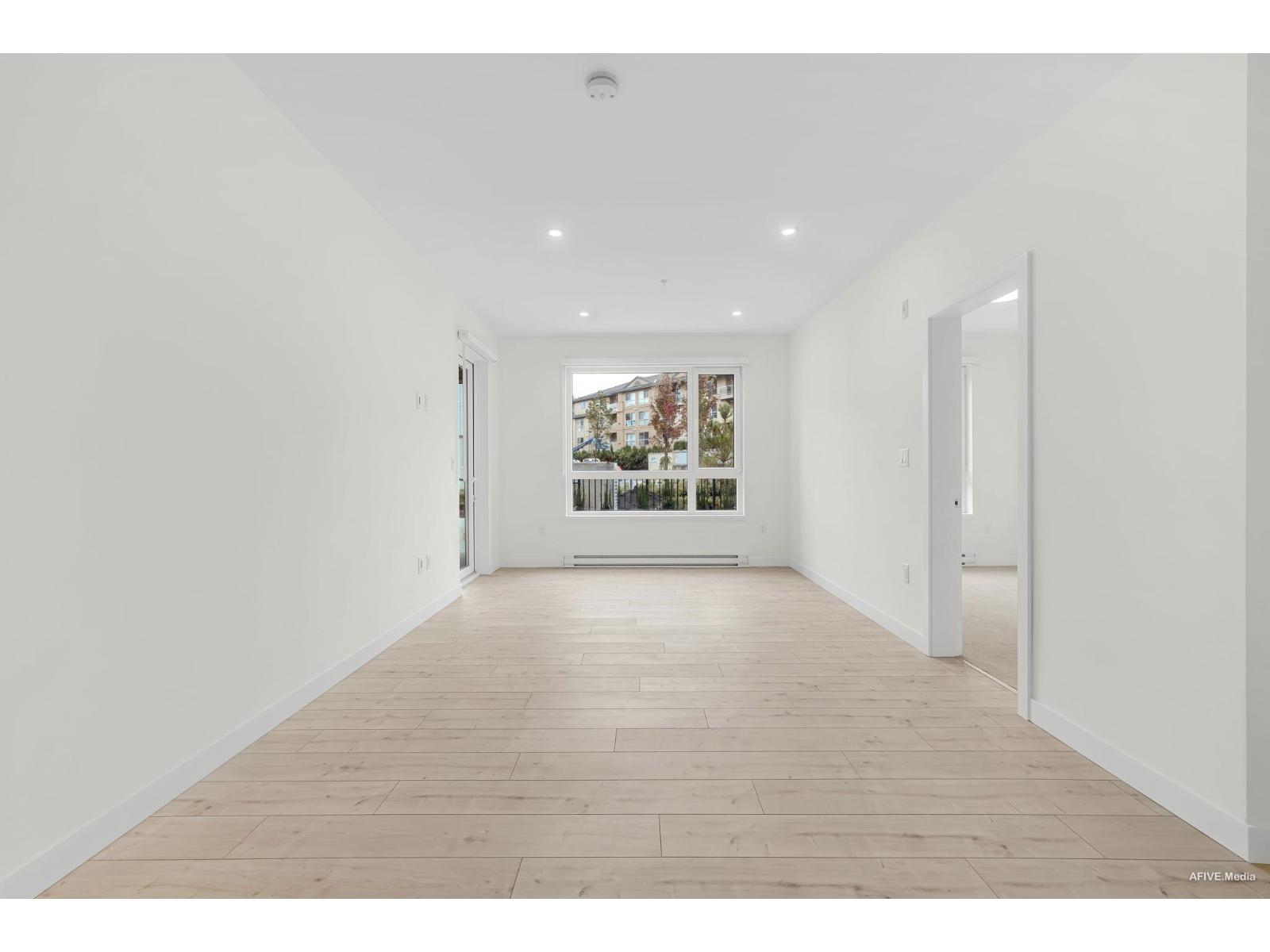 122 13788 76 Avenue, Surrey, British Columbia  V3W 8J5 - Photo 11 - R3049323