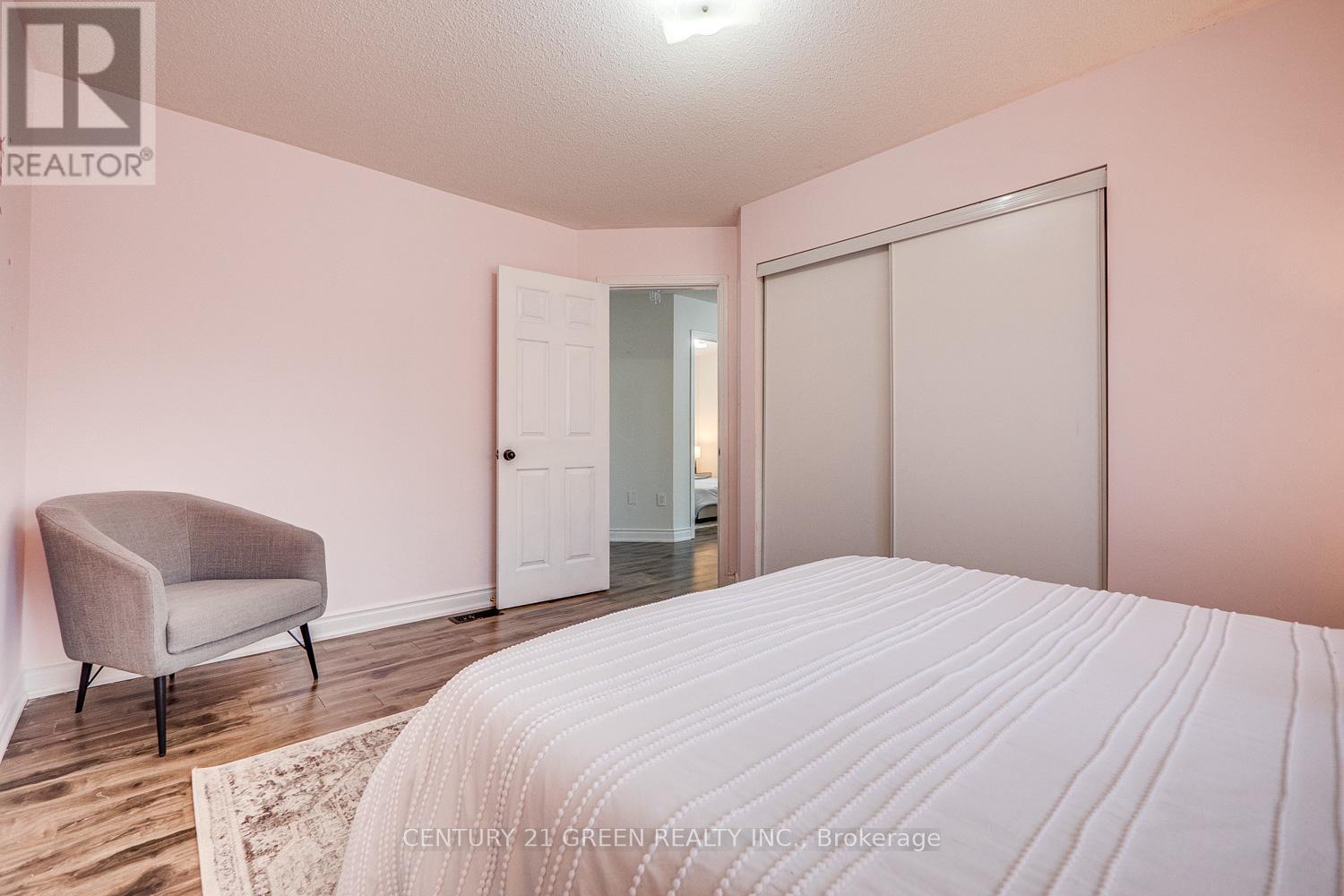 255 Fasken Court, Milton, Ontario  L9T 6S8 - Photo 28 - W12409107