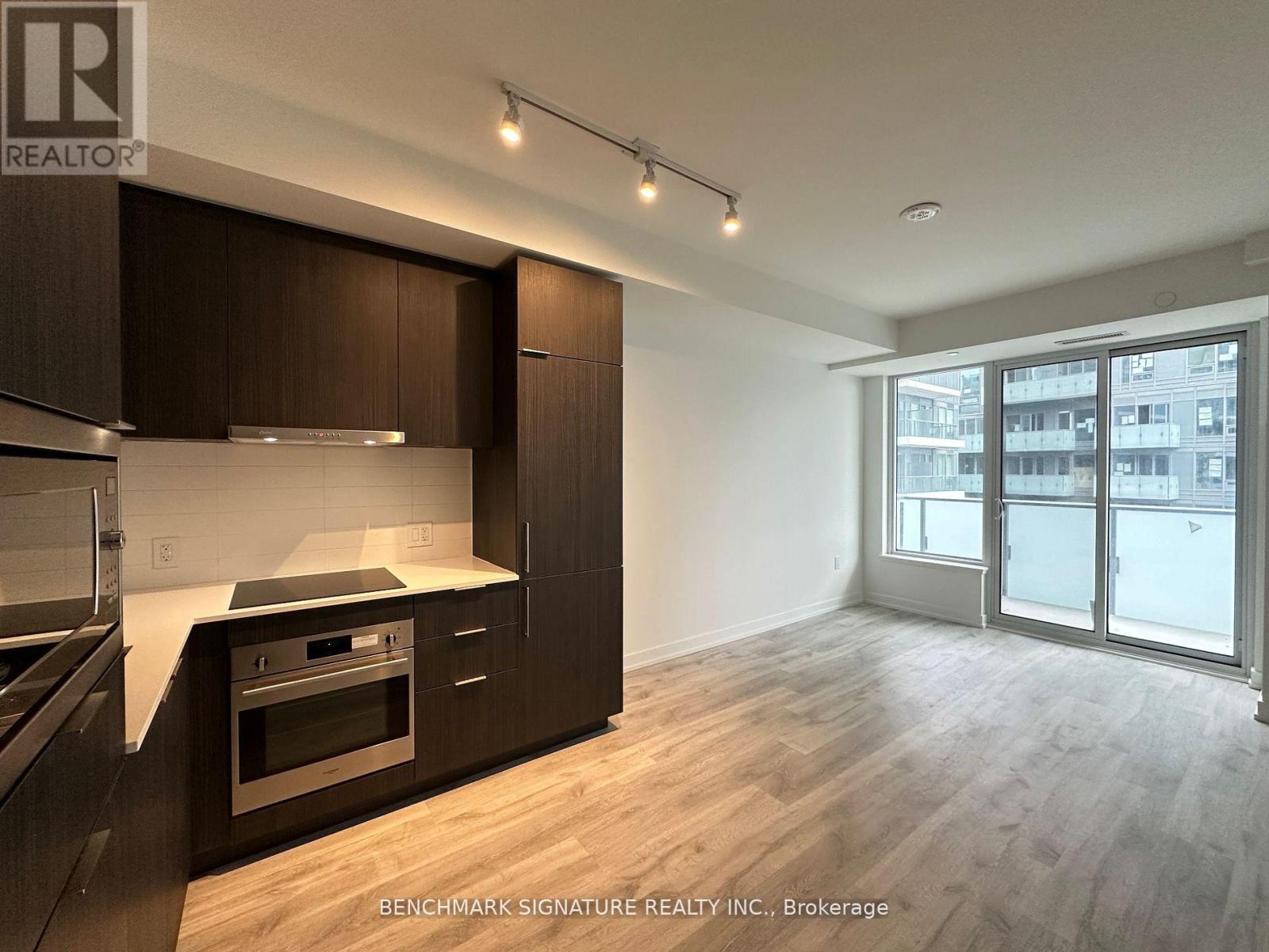 S703 - 8 Olympic Garden Drive, Toronto, Ontario  M2M 0B9 - Photo 2 - C12410727