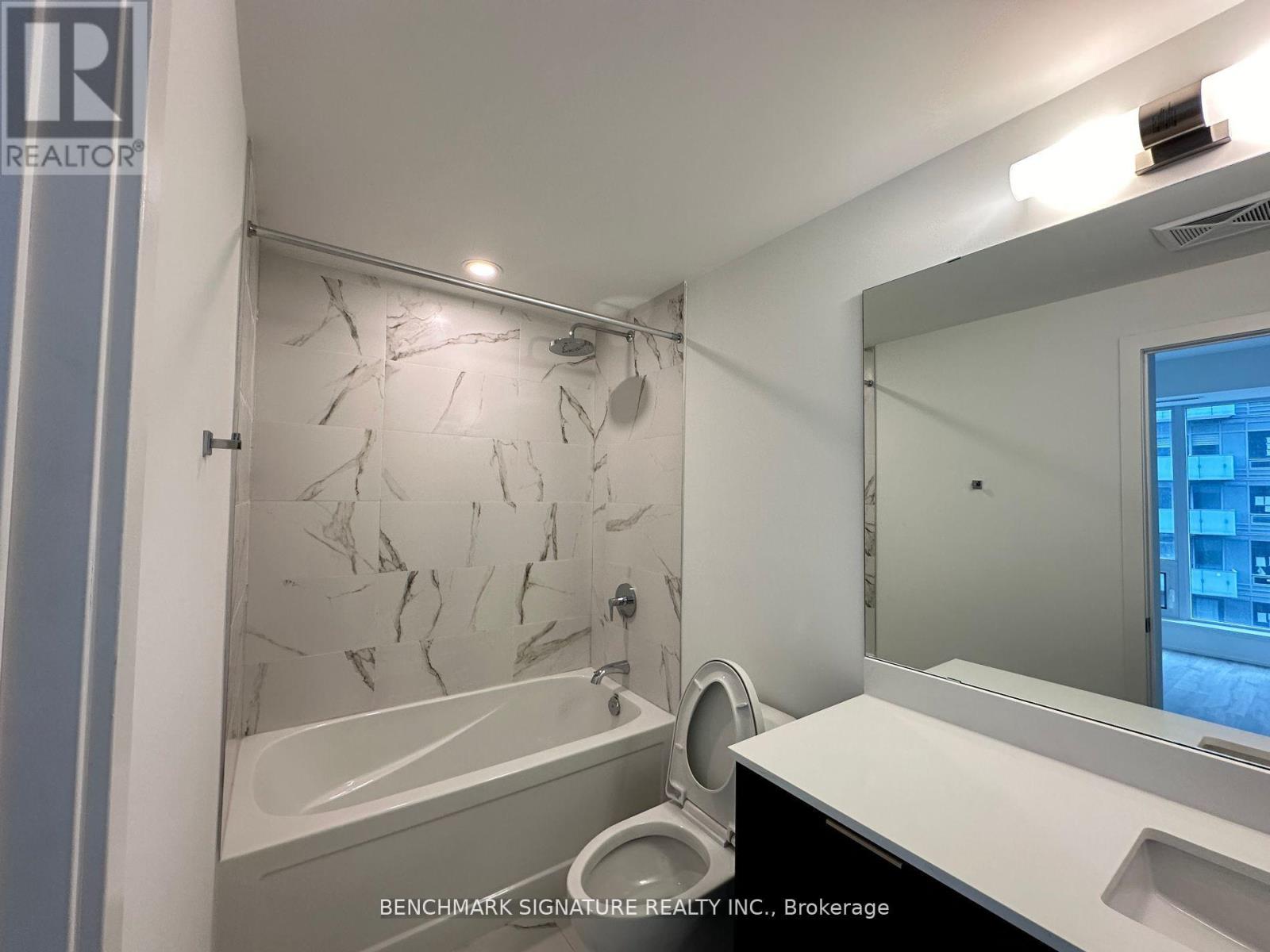 S703 - 8 Olympic Garden Drive, Toronto, Ontario  M2M 0B9 - Photo 5 - C12410727