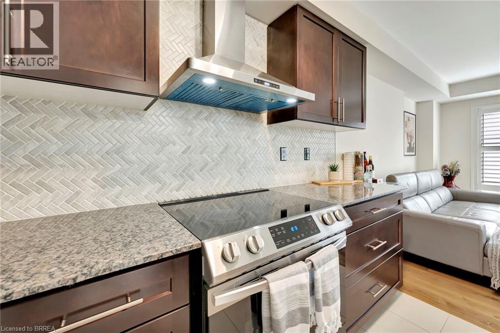 755 Linden Drive Unit# 10, Cambridge, Ontario  N3H 0E4 - Photo 9 - 40770604