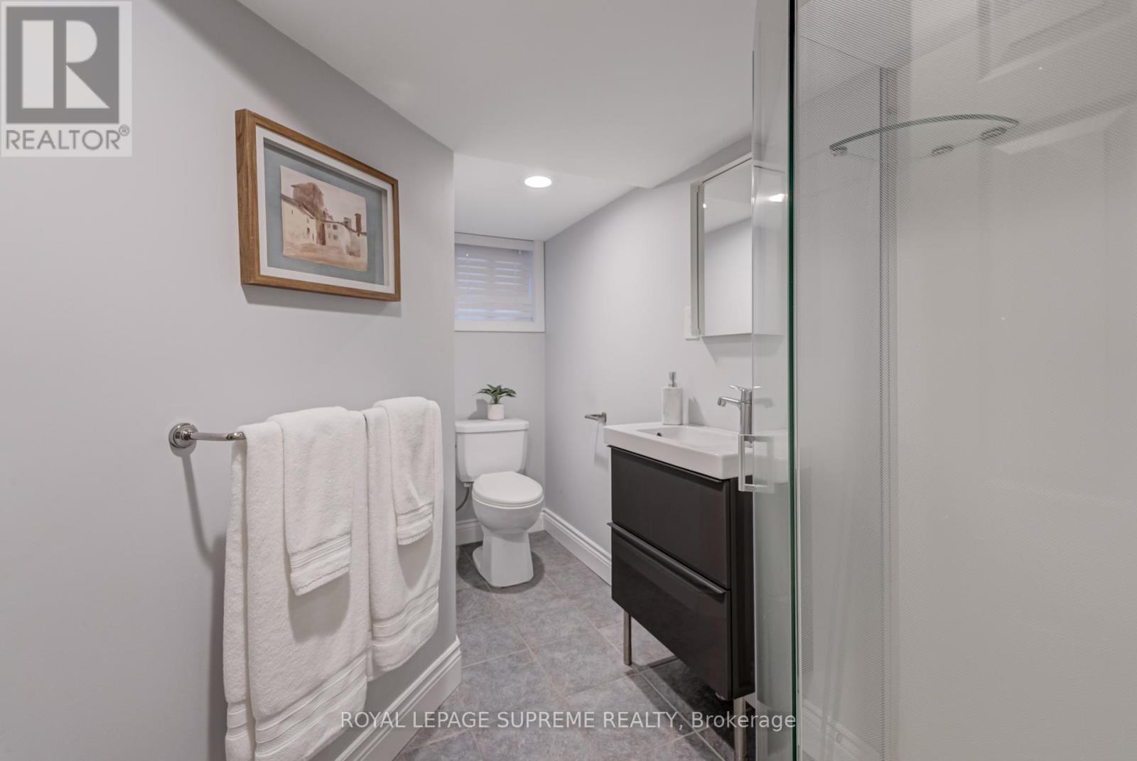 481 Main Street, Toronto, Ontario  M4C 4Y3 - Photo 17 - E12410668