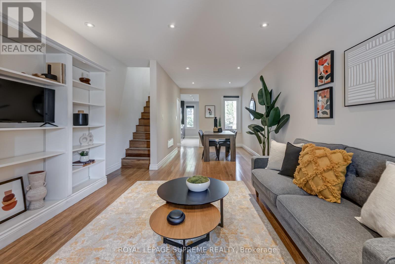 481 Main Street, Toronto, Ontario  M4C 4Y3 - Photo 5 - E12410668