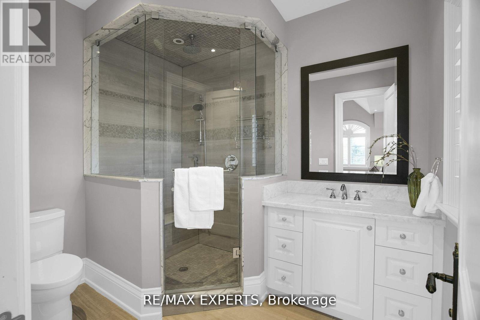 188 King High Drive, Vaughan, Ontario  L4J 3N5 - Photo 19 - N12410678