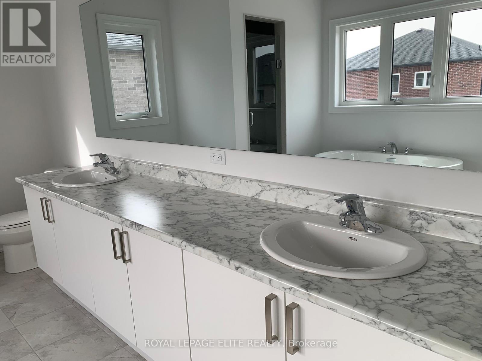 23 Amber Drive, Wasaga Beach, Ontario  L9Z 0R9 - Photo 20 - S12410702