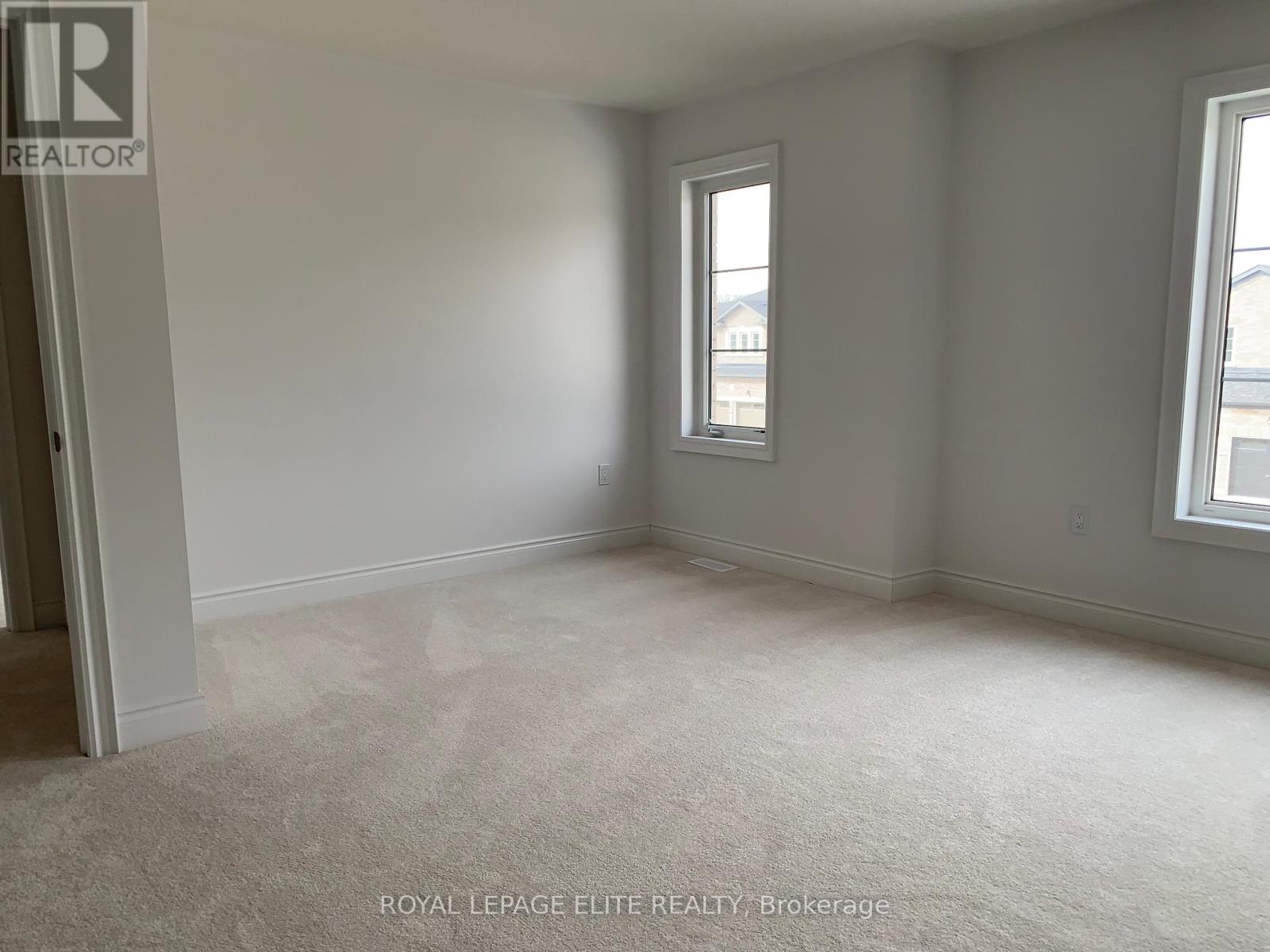 23 Amber Drive, Wasaga Beach, Ontario  L9Z 0R9 - Photo 4 - S12410702
