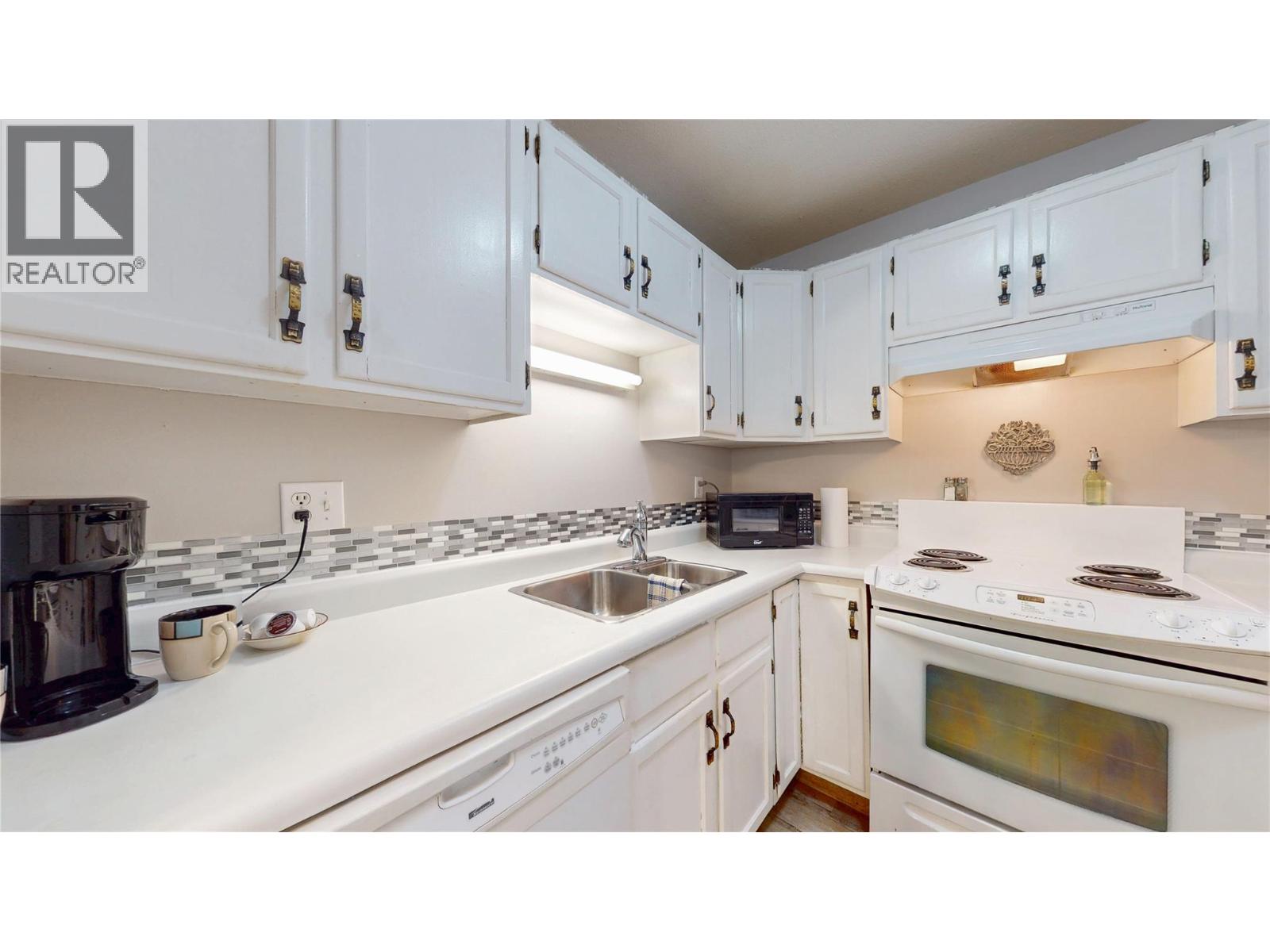 2365 12th Street N Unit# 102, Cranbrook, British Columbia  V1C 5T4 - Photo 11 - 10362855