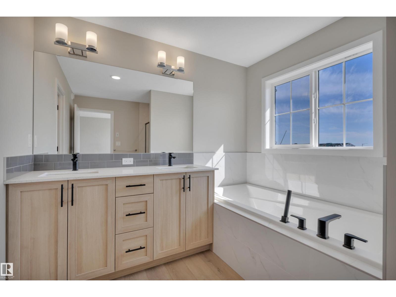 4707 Kinney Rd Sw, Edmonton, Alberta  T6W 5P2 - Photo 34 - E4431172