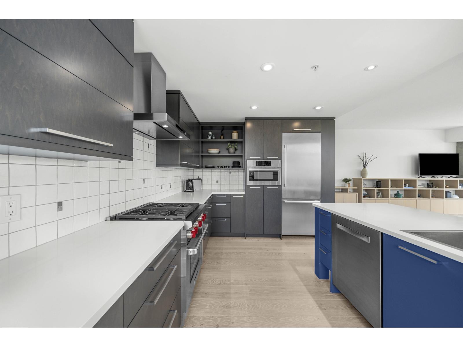 301 15445 Vine Avenue, Surrey, British Columbia  V4B 2T3 - Photo 7 - R3048963