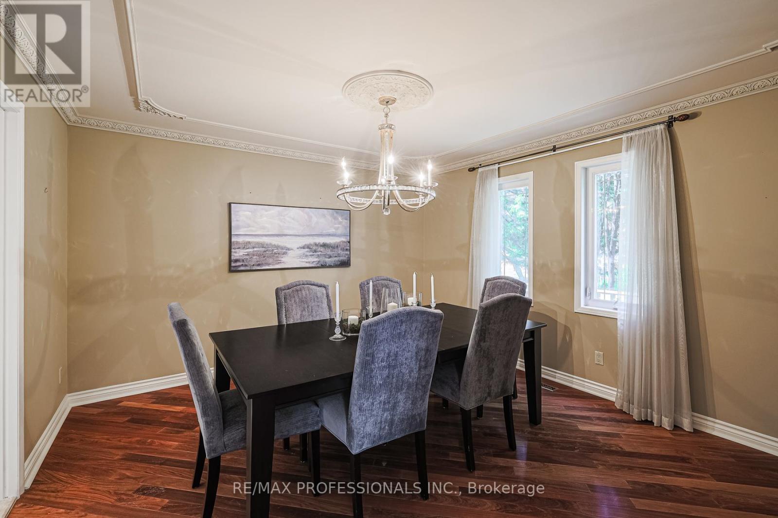 4 Neiltree Court, Toronto, Ontario  M9C 5C3 - Photo 11 - W12410689