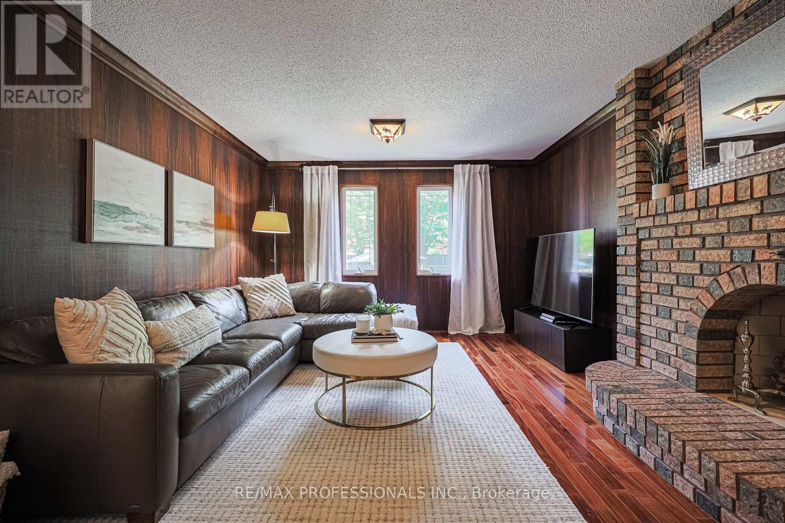 4 Neiltree Court, Toronto, Ontario  M9C 5C3 - Photo 18 - W12410689