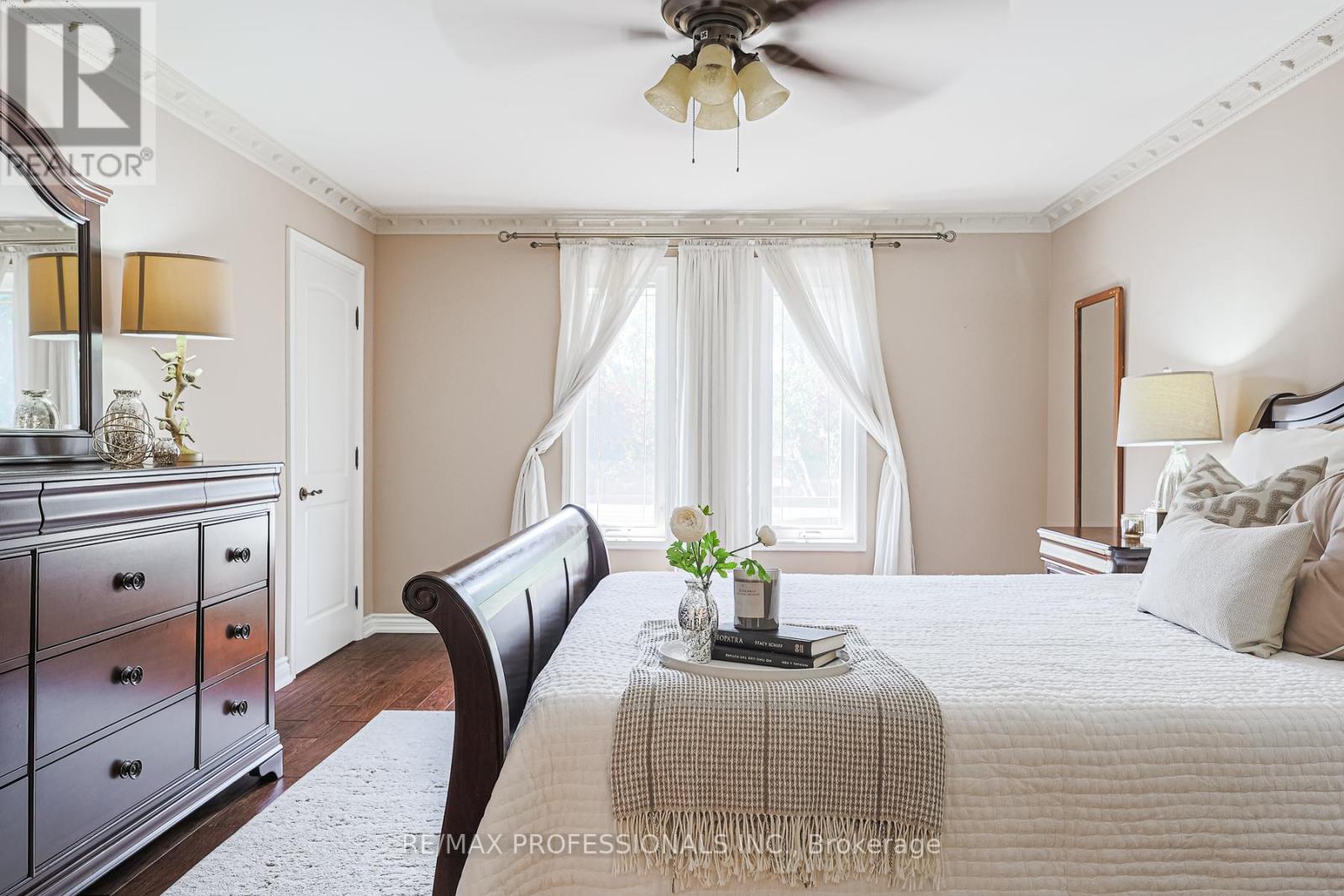 4 Neiltree Court, Toronto, Ontario  M9C 5C3 - Photo 23 - W12410689