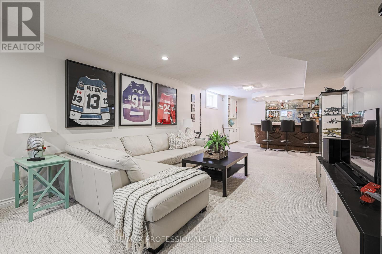4 Neiltree Court, Toronto, Ontario  M9C 5C3 - Photo 37 - W12410689
