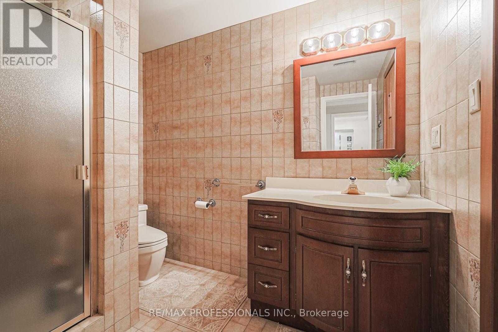 4 Neiltree Court, Toronto, Ontario  M9C 5C3 - Photo 44 - W12410689