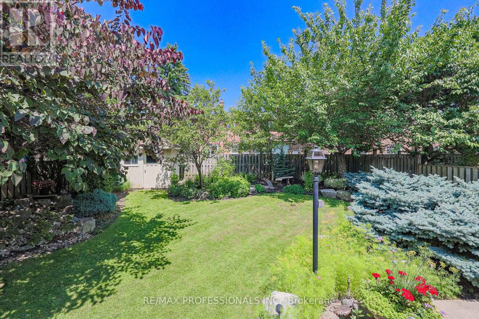 4 Neiltree Court, Toronto, Ontario  M9C 5C3 - Photo 47 - W12410689