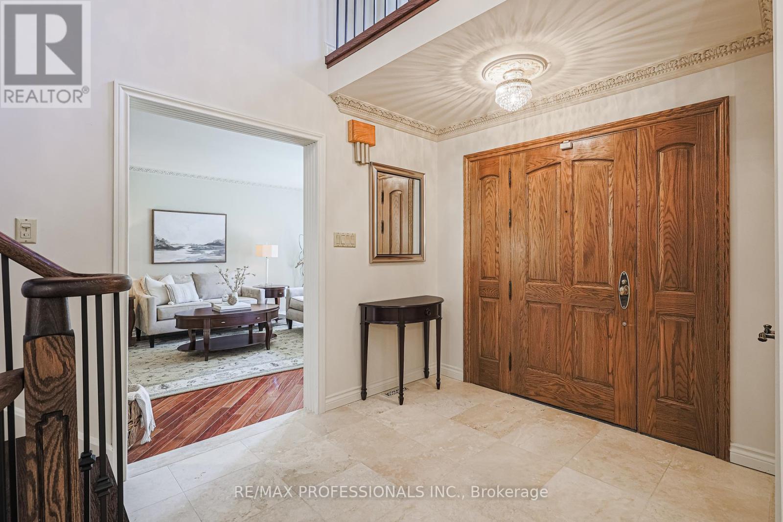 4 Neiltree Court, Toronto, Ontario  M9C 5C3 - Photo 6 - W12410689