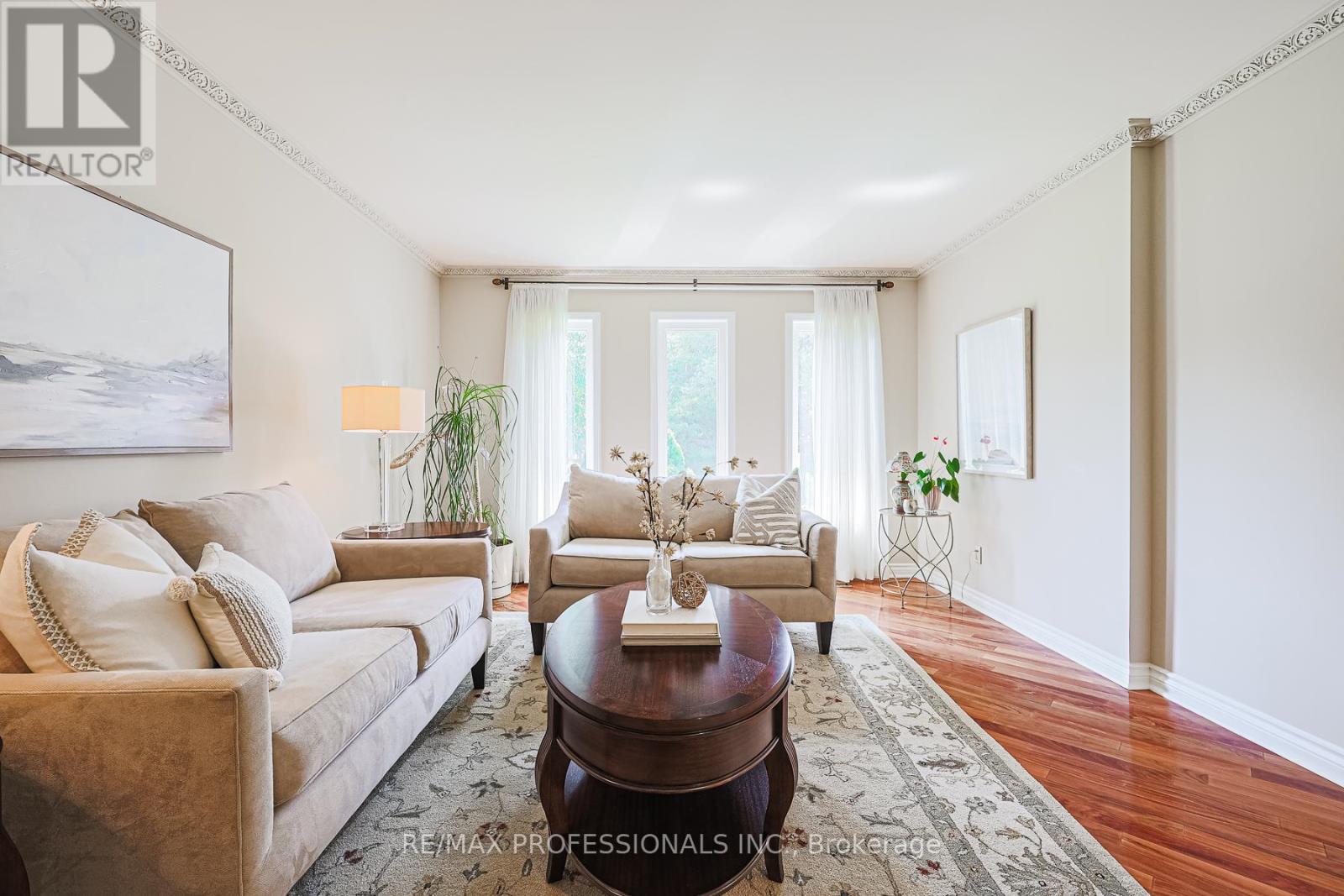 4 Neiltree Court, Toronto, Ontario  M9C 5C3 - Photo 8 - W12410689