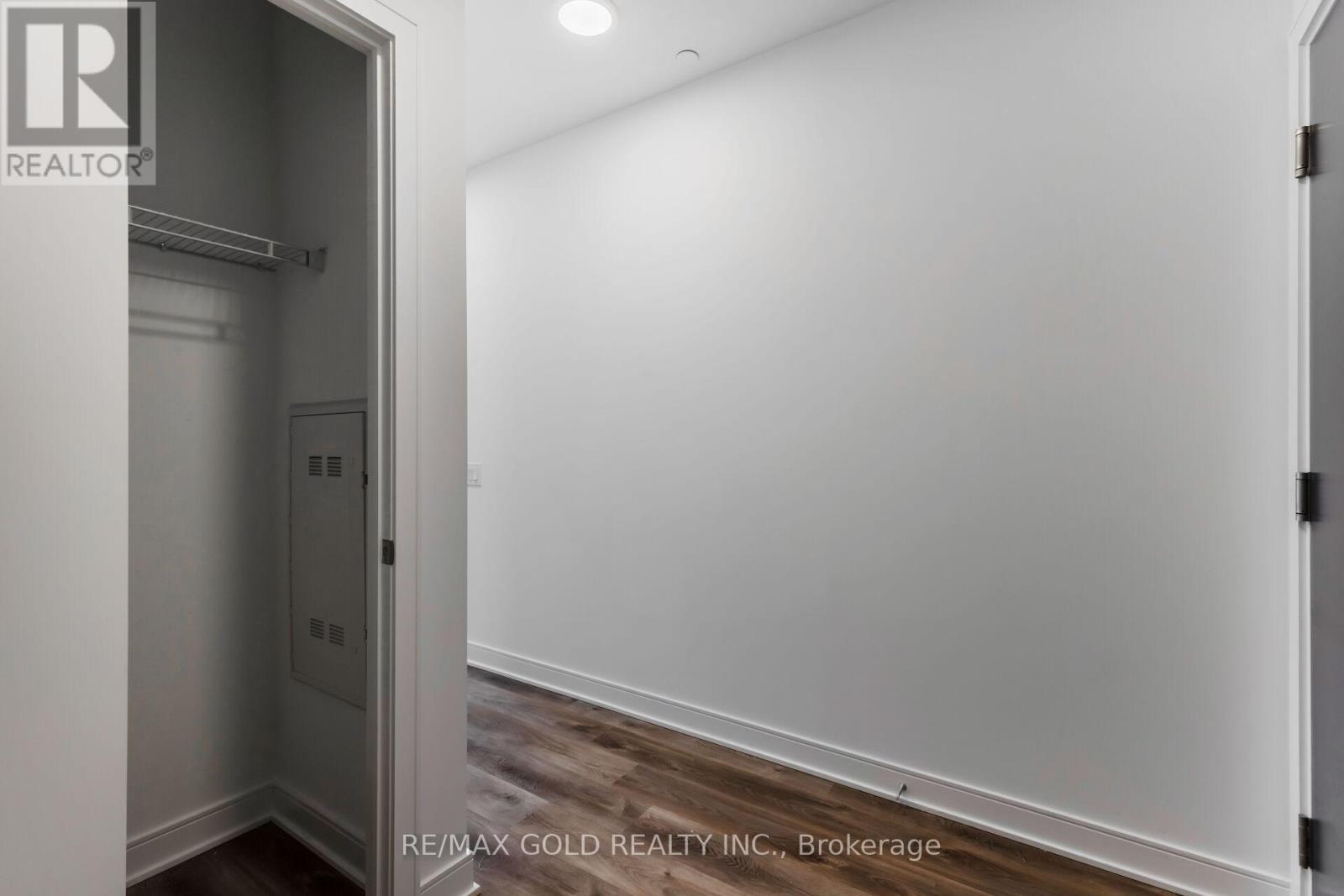 716 - 86 Dundas Street E, Mississauga, Ontario  L5A 0B1 - Photo 13 - W12410691