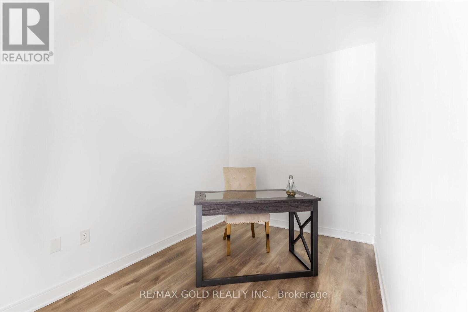 716 - 86 Dundas Street E, Mississauga, Ontario  L5A 0B1 - Photo 18 - W12410691